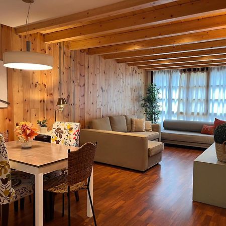 Luxury House Valencia D'Aneu Apartman Kültér fotó