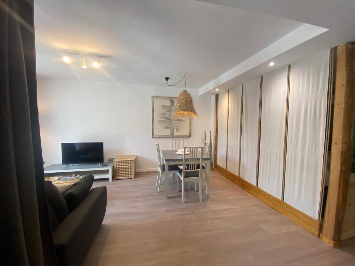 Luxury House Valencia D'Aneu Apartman Kültér fotó