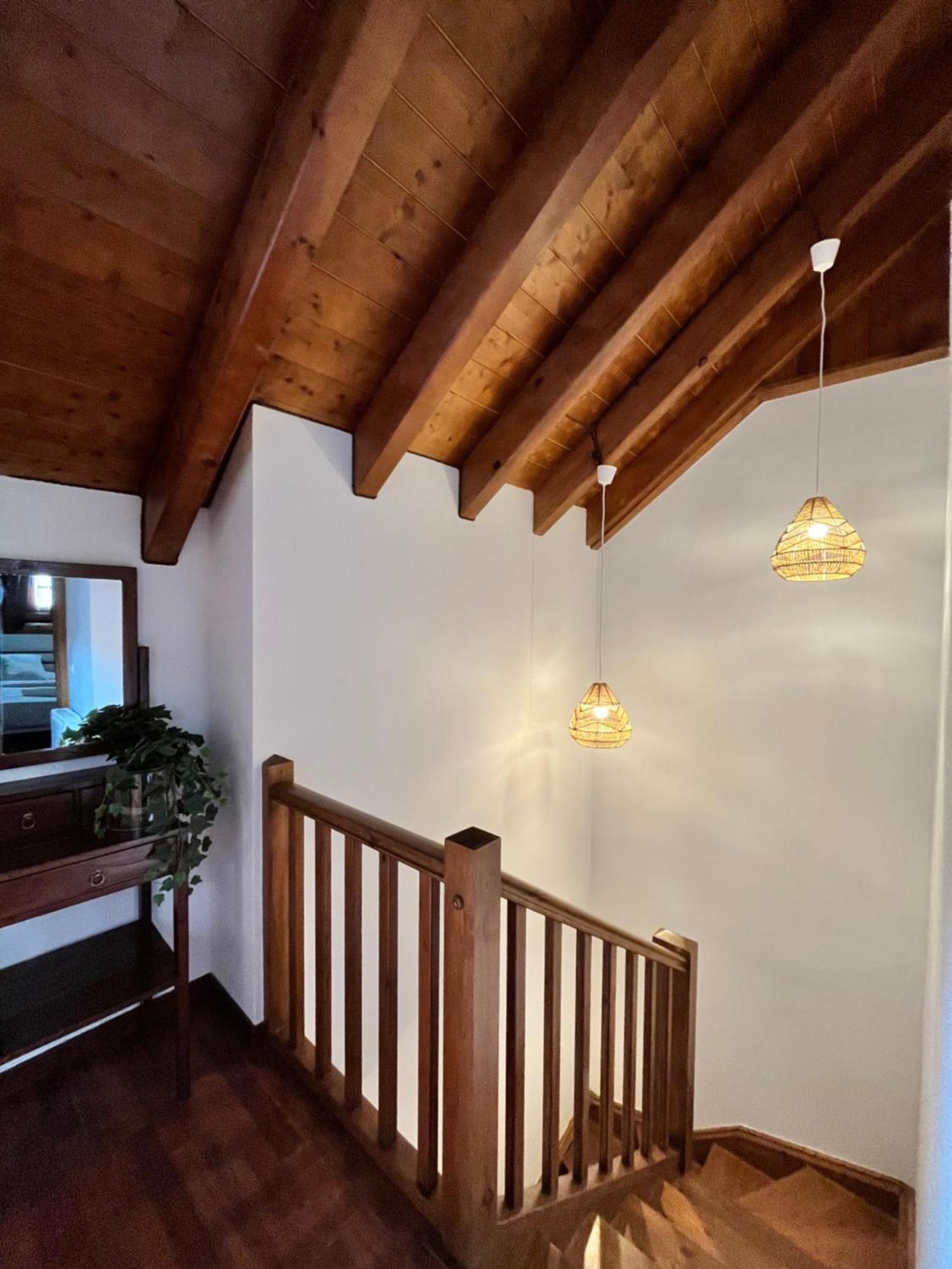 Luxury House Valencia D'Aneu Apartman Kültér fotó