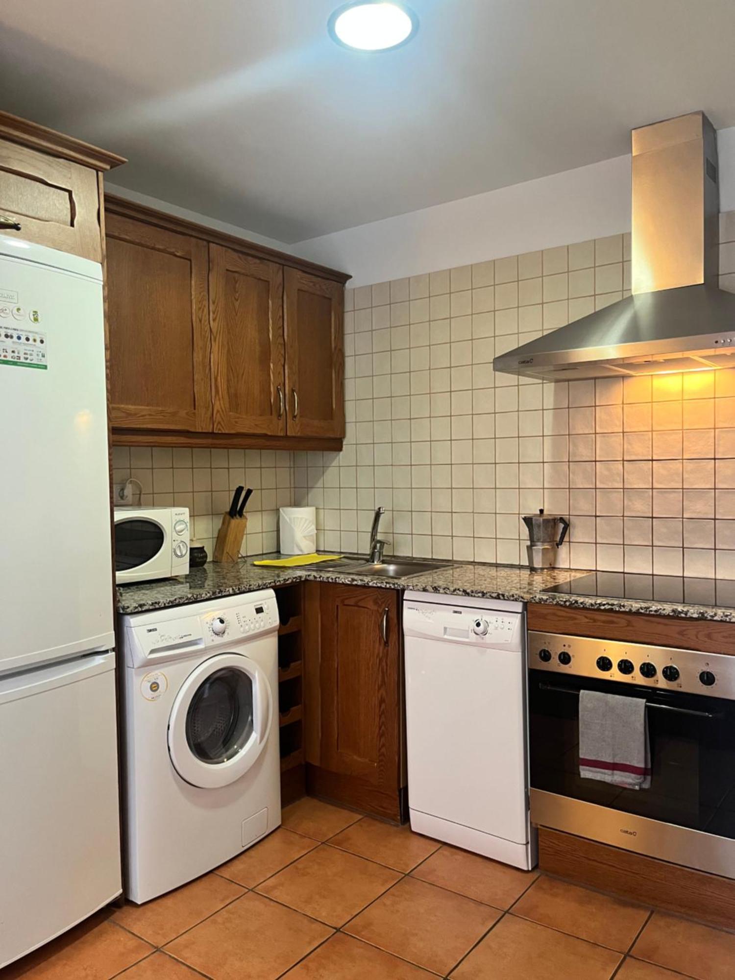 Luxury House Valencia D'Aneu Apartman Kültér fotó