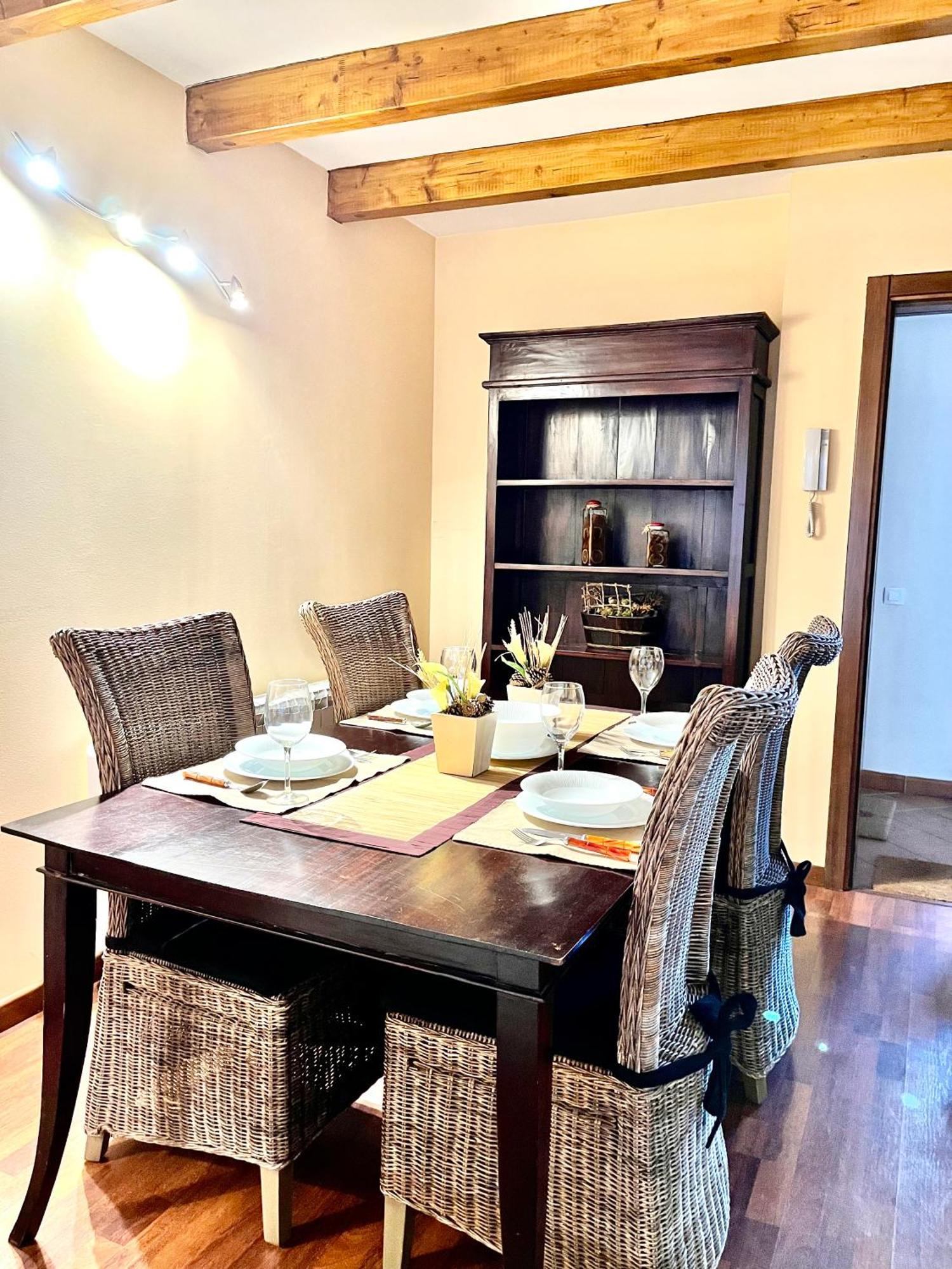 Luxury House Valencia D'Aneu Apartman Kültér fotó