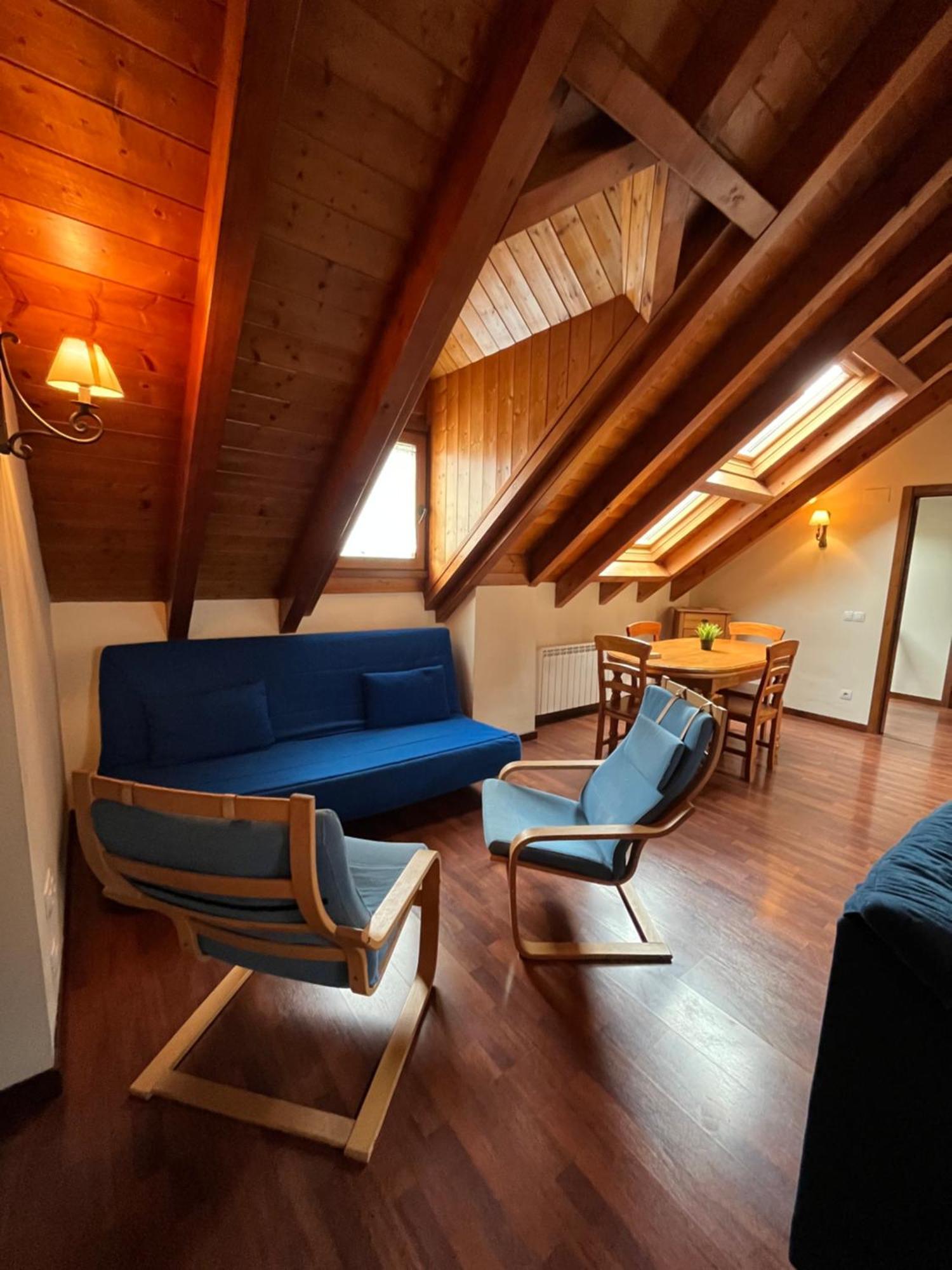 Luxury House Valencia D'Aneu Apartman Kültér fotó