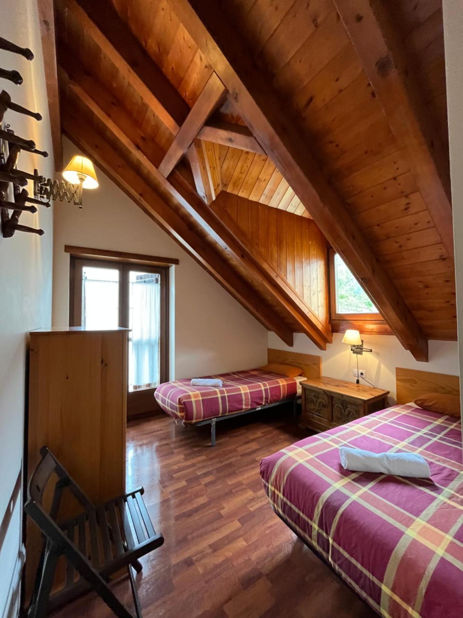 Luxury House Valencia D'Aneu Apartman Kültér fotó